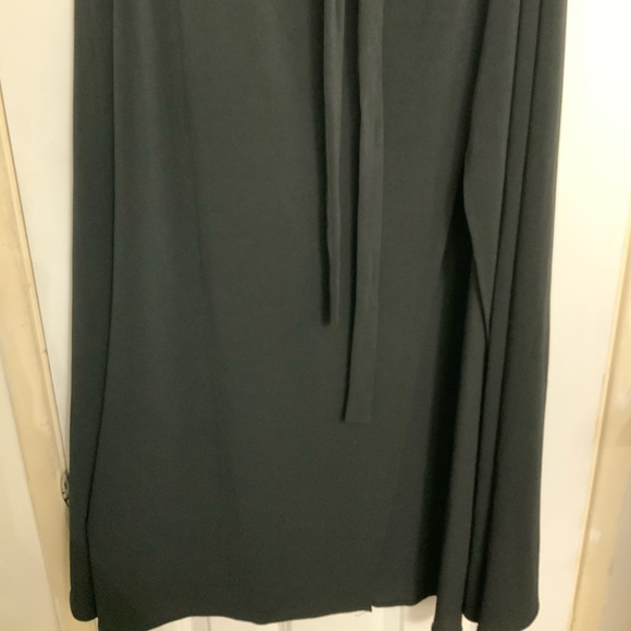 Wrap maxi skirt - Picture 2 of 3